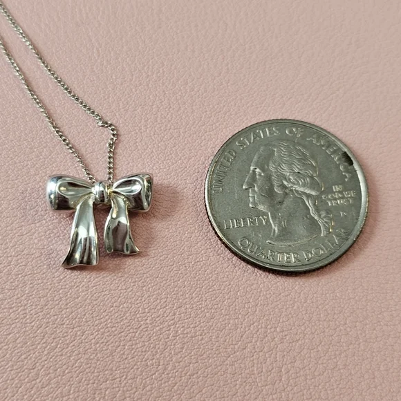 🎀Tiffany & Co. Ribbon Bow Sterling Silver 925 Vintage Pendant Necklace💝 - Picture 10 of 16